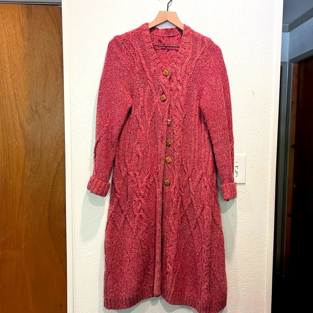 Anthropologie knee length sweater. Cable knit. Wooden buttons. Red